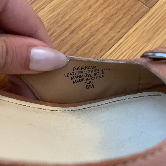 Anne Klein Women’s Brown Heels With Silver Buckle Size 8 - Picture 9 of 10